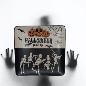 *SPECTRUM Halloween Party 8" Stoneware Square Plate (1 plate)